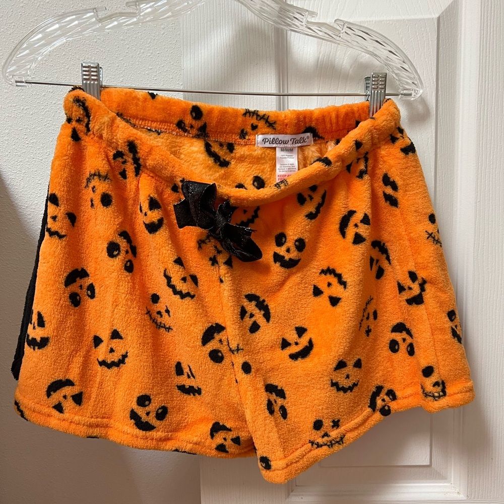 2 Pack Pillow Talk Pajama Shorts Size M